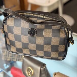 Fendi Black and Tan Vintage Zip Top Purse Bag